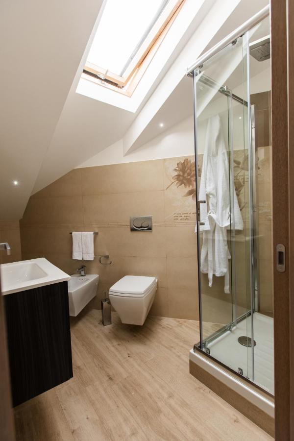 Diamond Apartment Аджерола Екстериор снимка