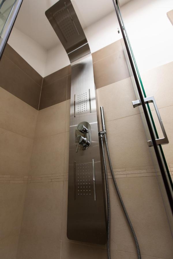 Diamond Apartment Аджерола Екстериор снимка